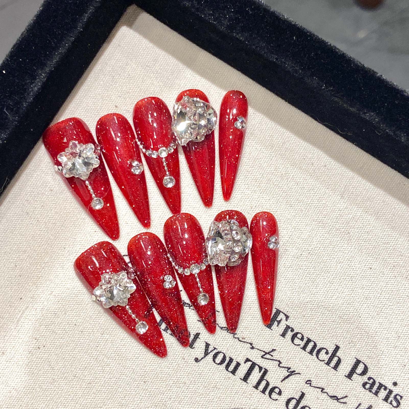 10pcs Handmade Red False Nails - огляд і ціна Resin Art Flowers