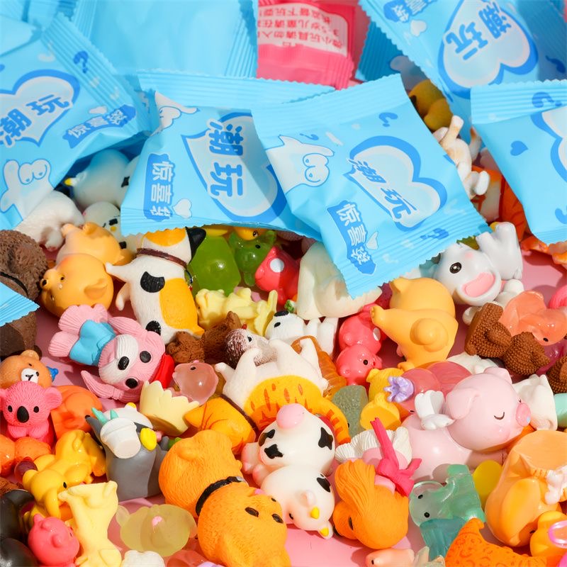 40 Pieces/Set Random Cartoon B - огляд і ціна Resin Art Case