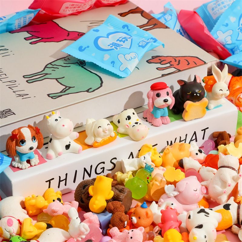 40 Pieces/Set Random Cartoon B - огляд і ціна Resin Art Case