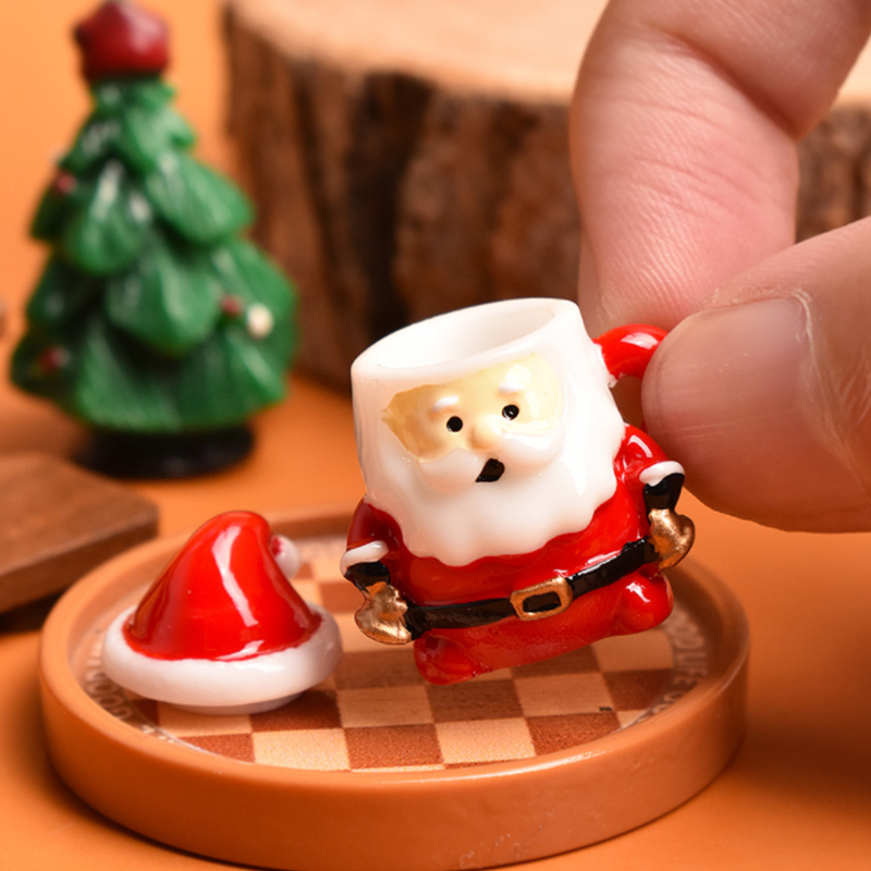Mini Santa Teacup Ornament - R - огляд і ціна Resin Art Craft